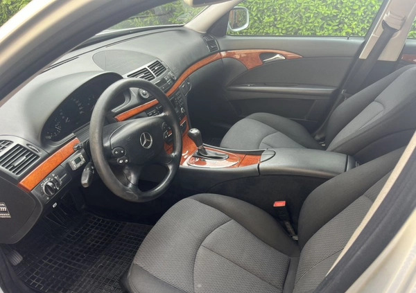 Mercedes-Benz Klasa E cena 12000 przebieg: 360000, rok produkcji 2006 z Koszalin małe 79